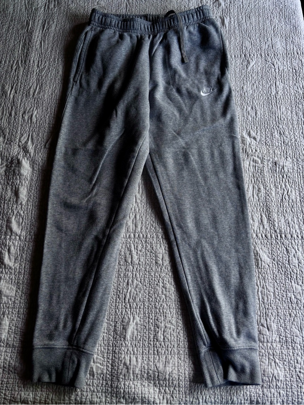 Nike Light Gray Fleece Sweatpants